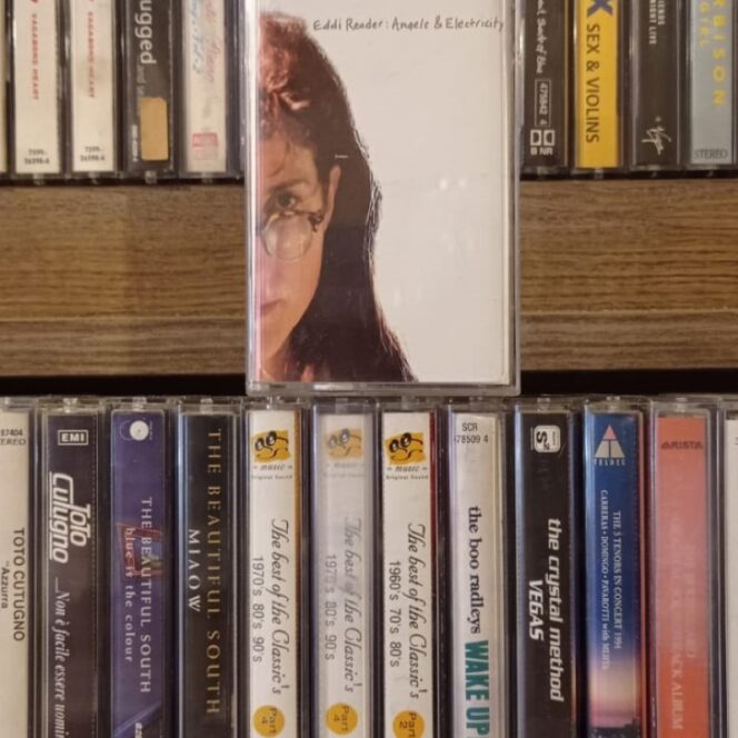 Eddi Reader – Angels & Electricity - 2.El Kaset