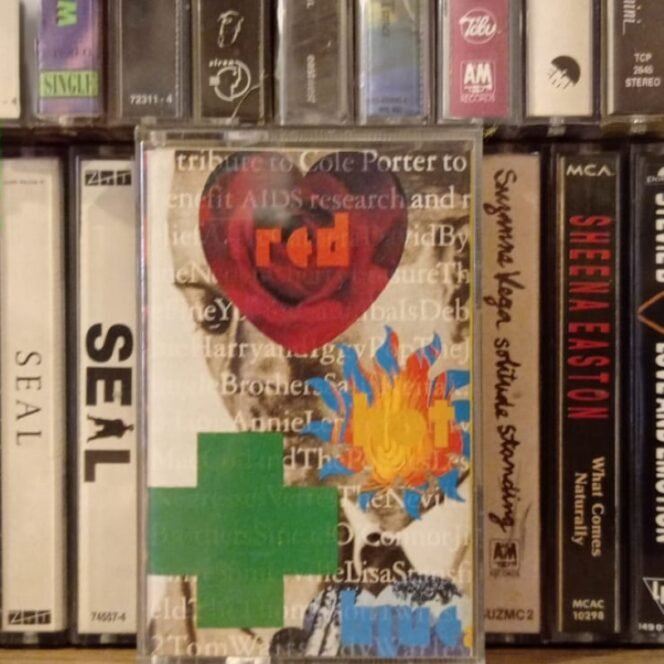 Various – Red Hot + Blue - 2.El Kaset