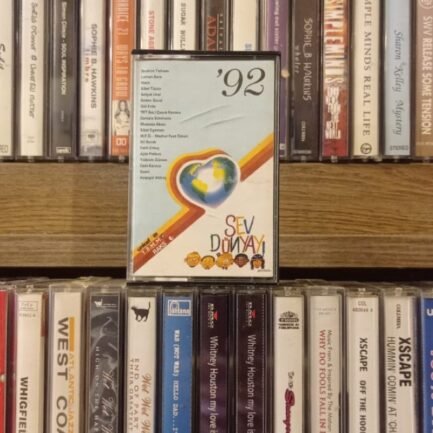 Çeşitli Sanatçılar – Sev Dünyayı '92 2.EL Kaset