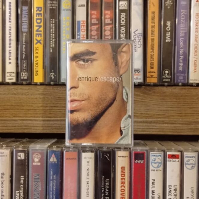 Enrique Iglesias – Escape - 2.El Kaset