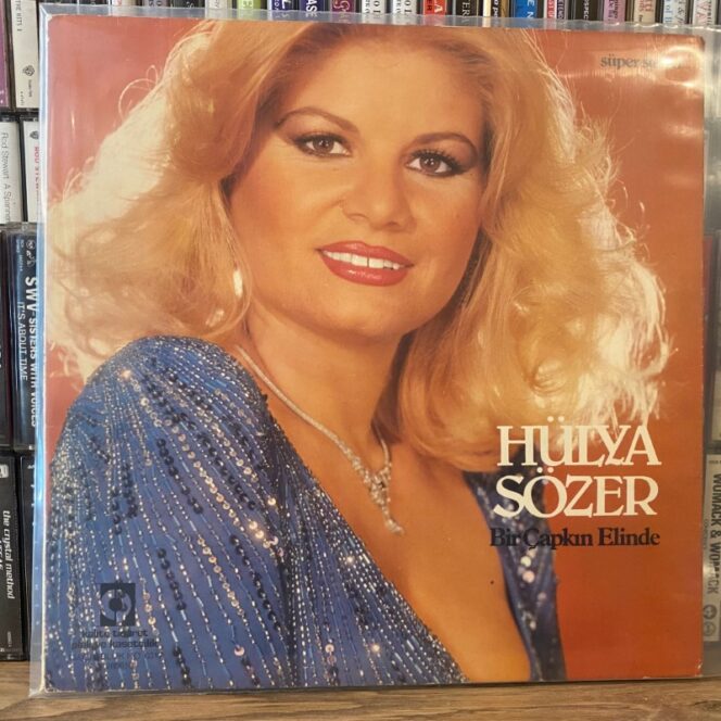 Hülya Sözer – Bir Çapkın Elinde Vinyl, LP, Album, Plak (1982 Baskı)