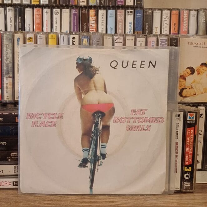 Queen ‎– Bicycle Race / Fat Bottomed Girls (Vinyl, 7", Single, 45 RPM)