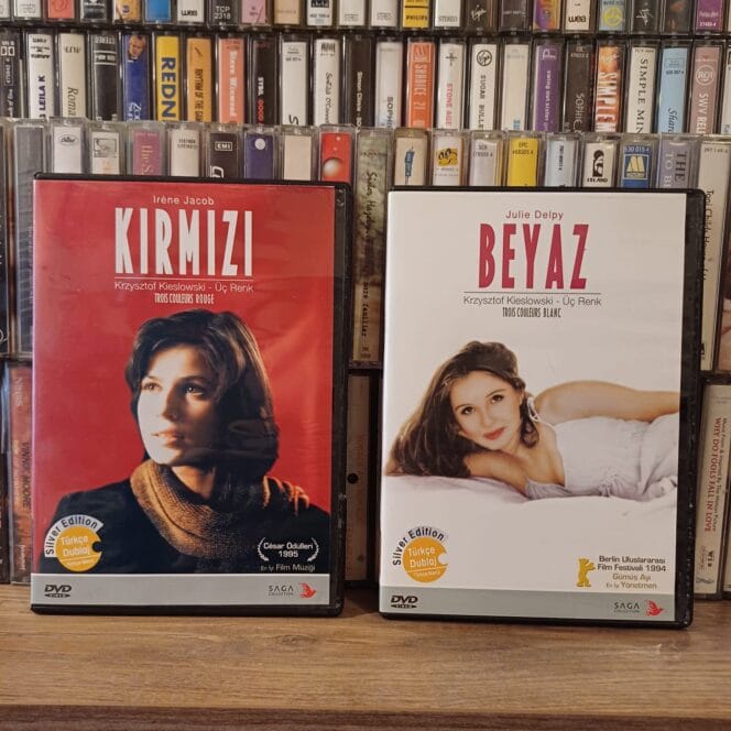 Krzysztof Kieślowski - Üç Ren Üçlemesi (Kırmızı & Beyaz) - DVD